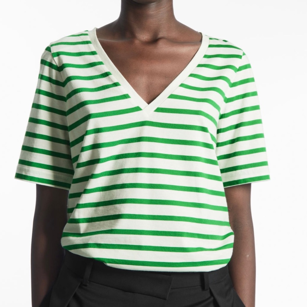 Frame V Neck T-Shirt